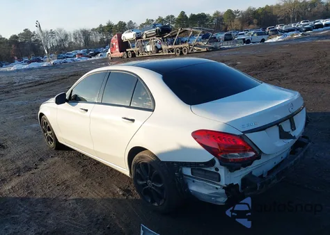 2017 Mercedes-Benz C 300 4Matic from USA, damaged, VIN 55SWF4KB4HU219800